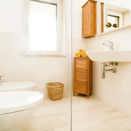 Casa Galli On Seafront For 2-4 Persons Сasa de vacaciones