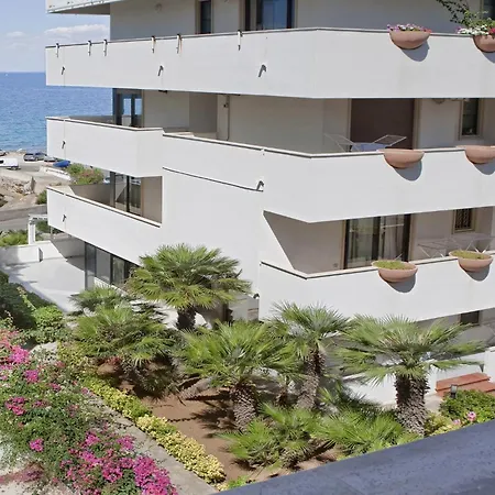 Сasa de vacaciones Casa Galli On Seafront For 2-4 Persons *